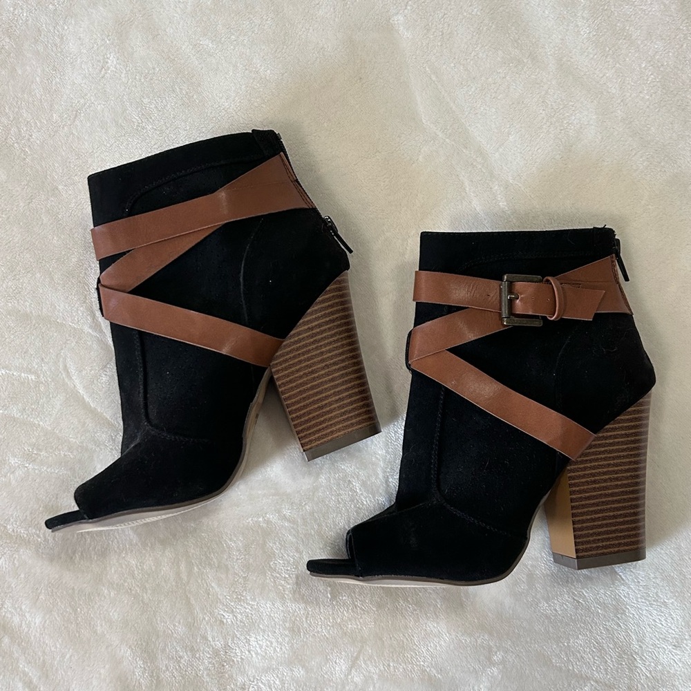 NEW JustFab Black and Brown Heeled Booties